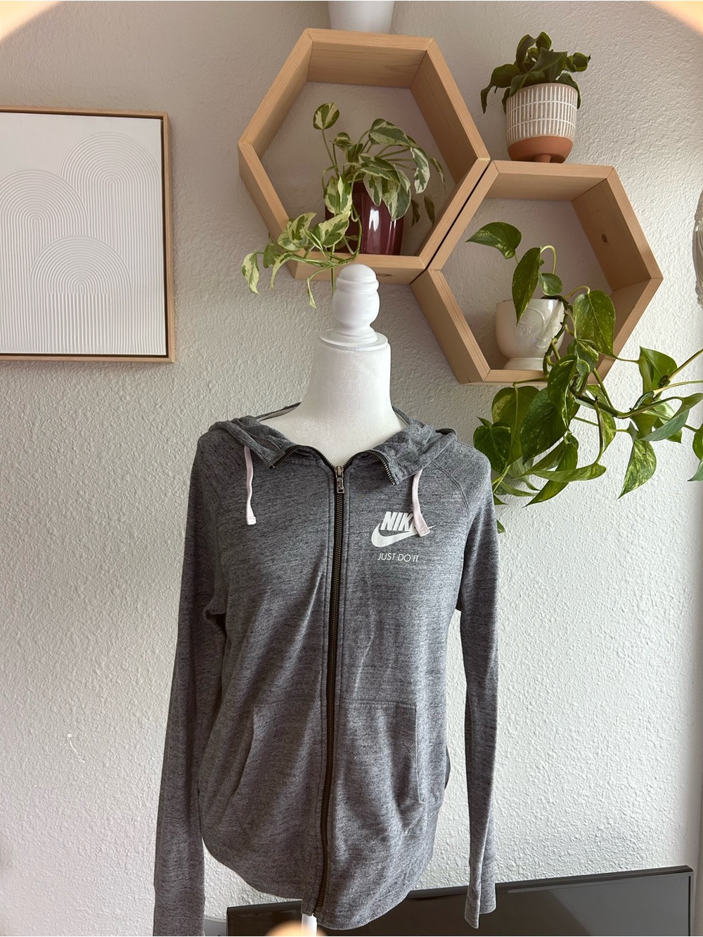 Nike Gray Full-Zip Hooded Sweatshirt with Light Drawstrings